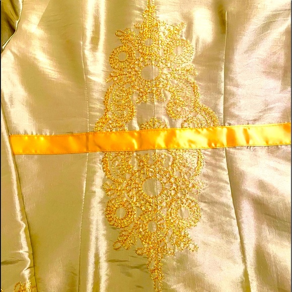 Traditional Chinese Silk Mid Length Coat Fully Lined Gold Color Size M NWT - Picture 6 of 12